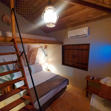 Salto Corumba Hotel Camping Clube Корумба-ди-Гояс Экстерьер фото